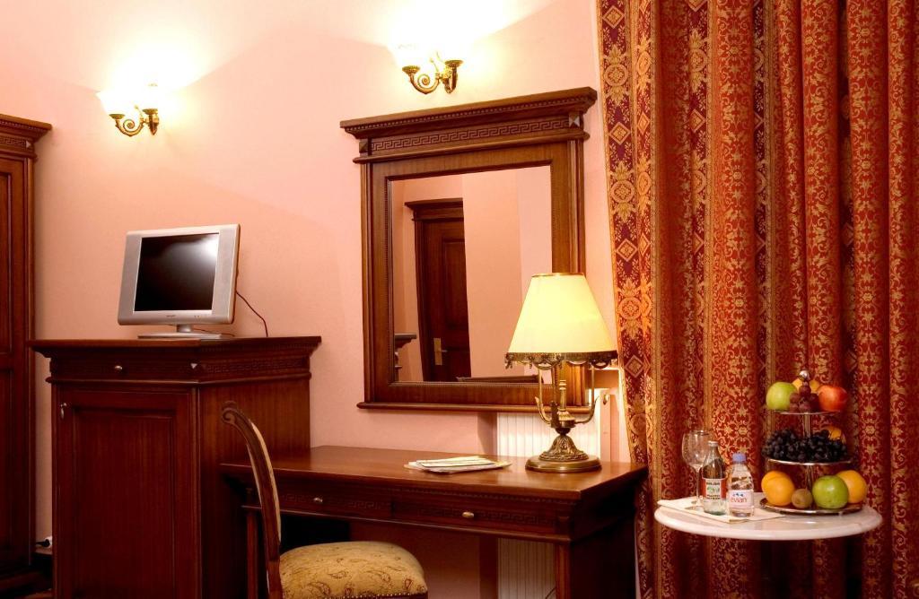 Hotel Optima Collection Dnipro Chambre photo