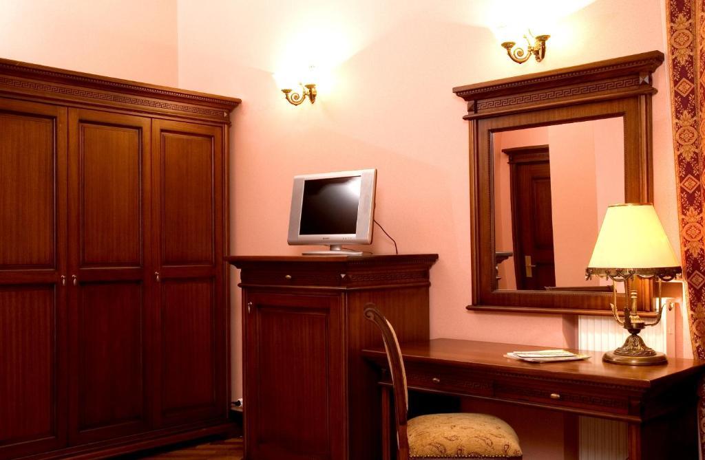 Hotel Optima Collection Dnipro Chambre photo