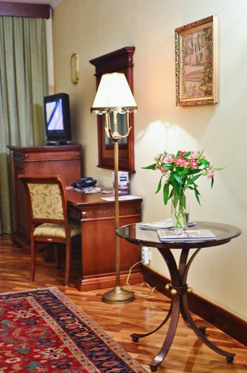 Hotel Optima Collection Dnipro Chambre photo